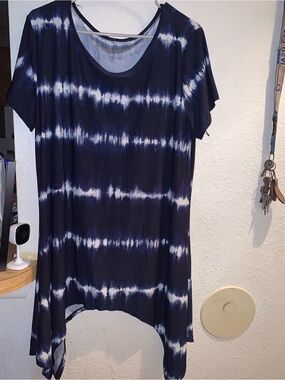 Navy Blue & White Tie-Dye Scoop Neck Tunic